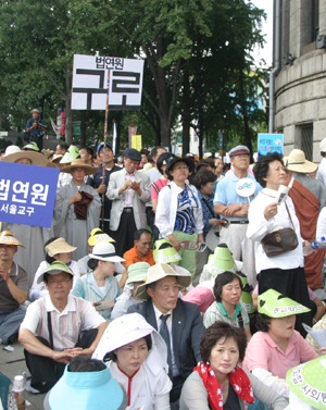 				▲전국 곳곳의 불자들이 모여들었다 ⓒ 송경호 기자 				